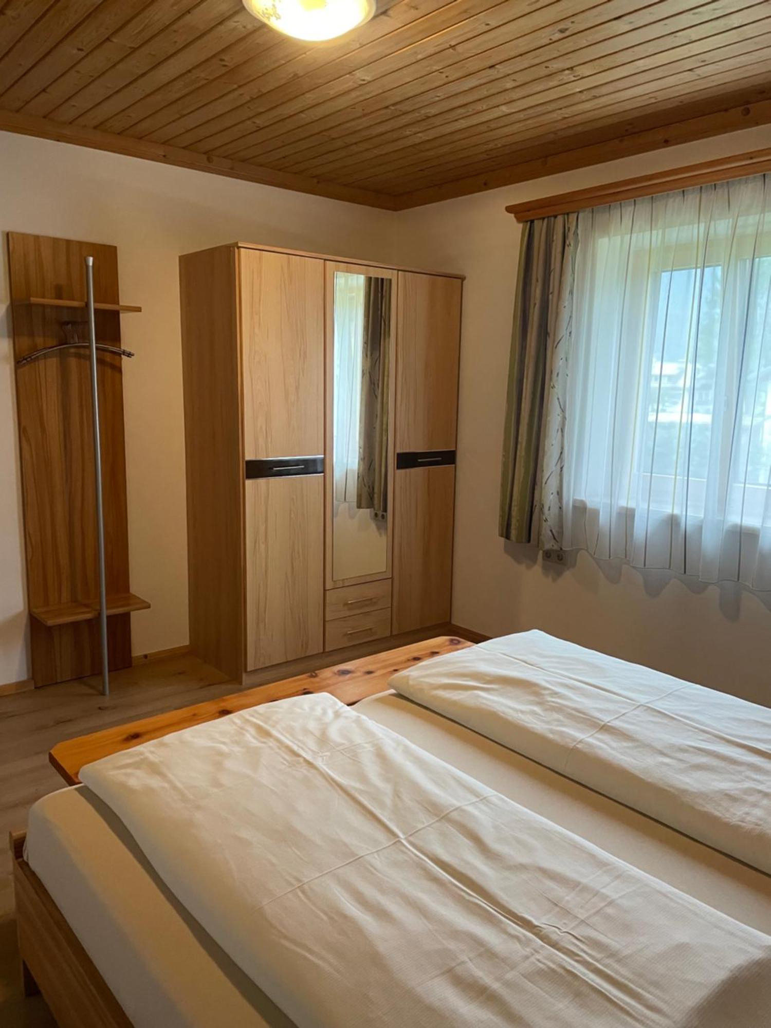 Ferienwohnung Renate Hubner Гозау Екстер'єр фото