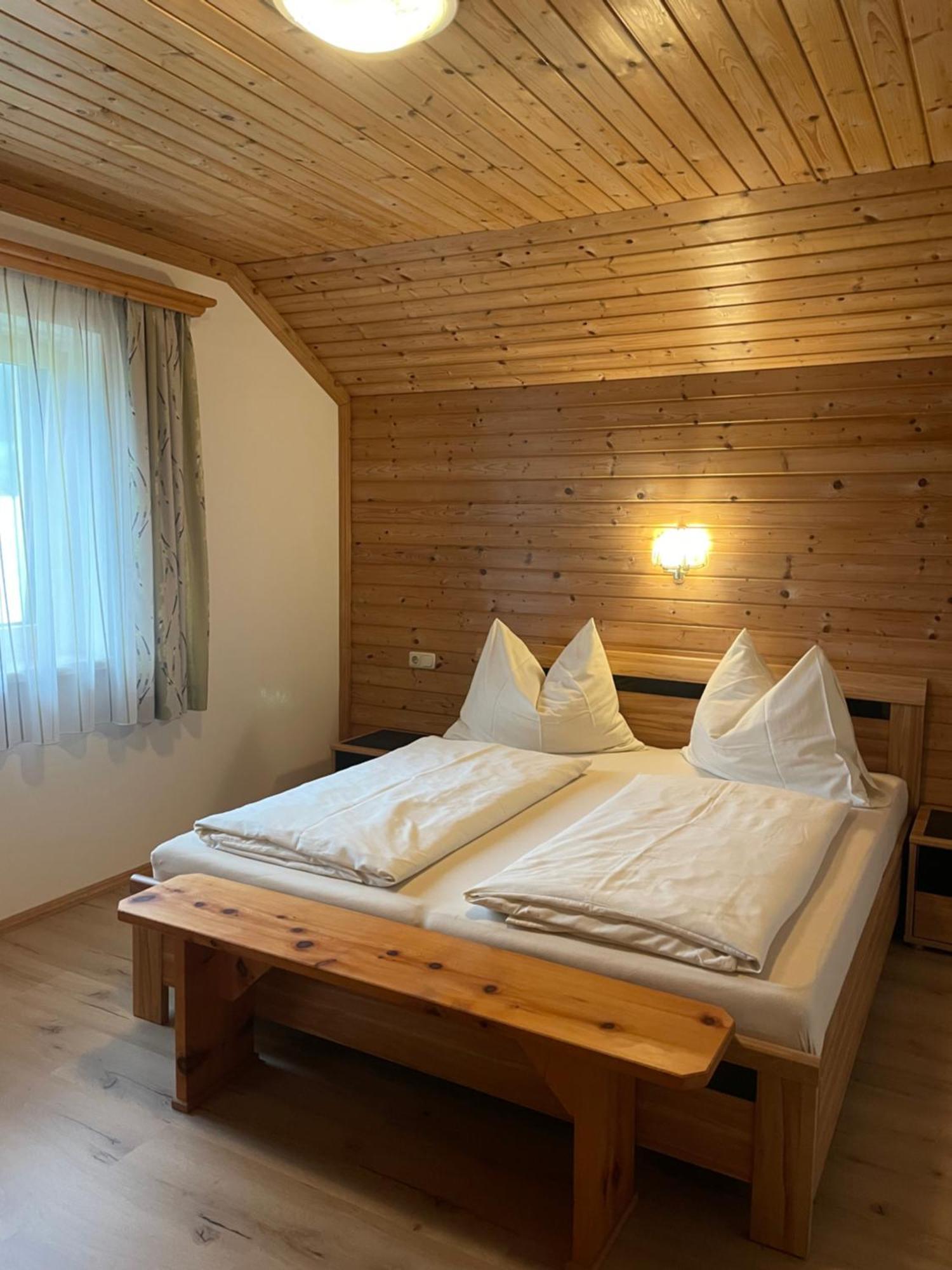 Ferienwohnung Renate Hubner Гозау Екстер'єр фото